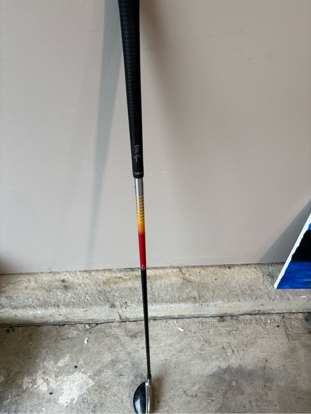 AWS Men's 4 21 degree Adjustable Hubrid Black Grip Gradient Regular Shaft